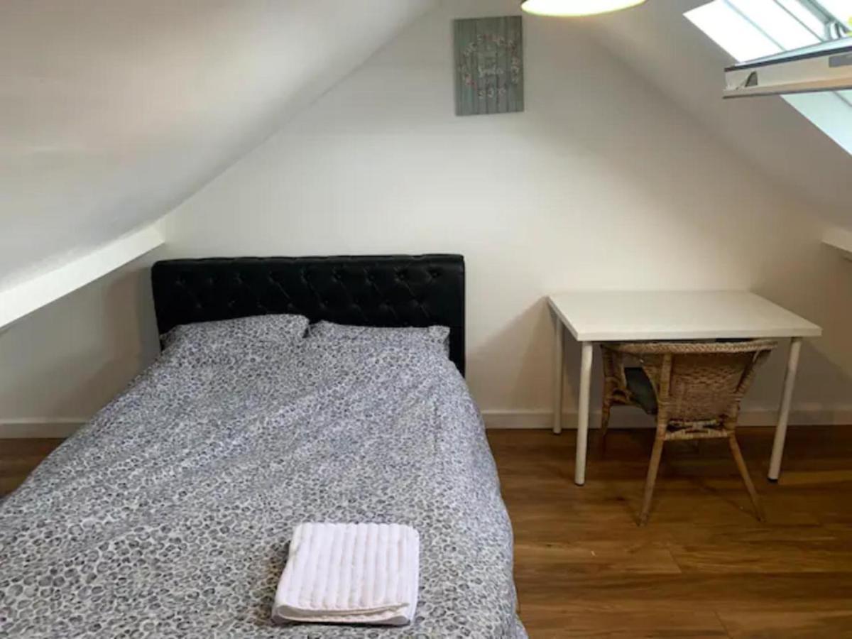 Modern 5 Bedroom Family House - 18 Mins To Station London Bagian luar foto